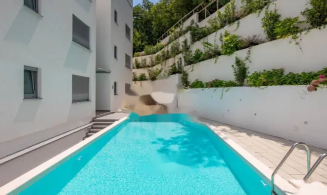 Недвижимость Четырехкомнатная квартира в Опатии: 58