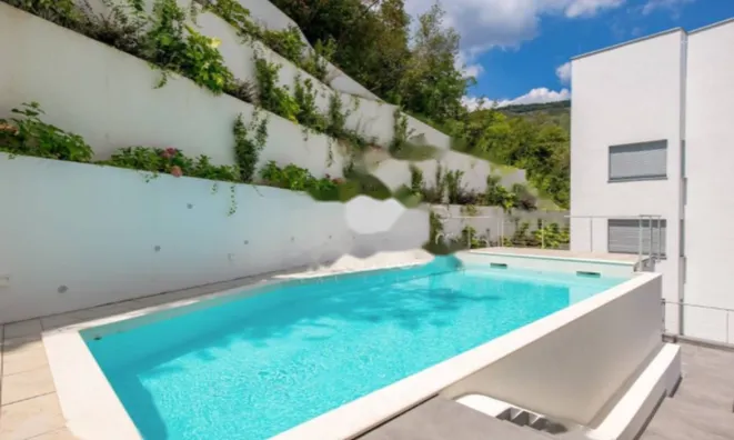 Недвижимость Четырехкомнатная квартира в Опатии: 59