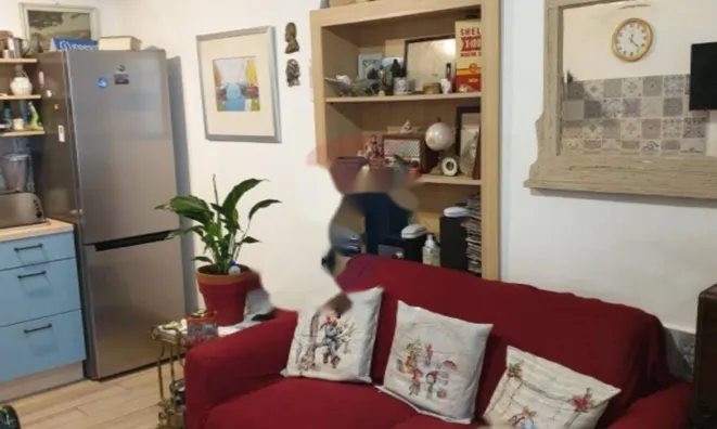 Недвижимость Четырехкомнатная квартира Центр: 1