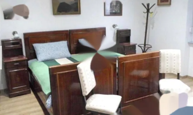 Недвижимость Четырехкомнатная квартира Центр: 8