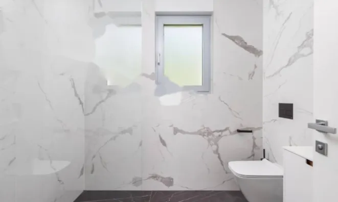 Недвижимость Трехкомнатная квартира Центр: 45