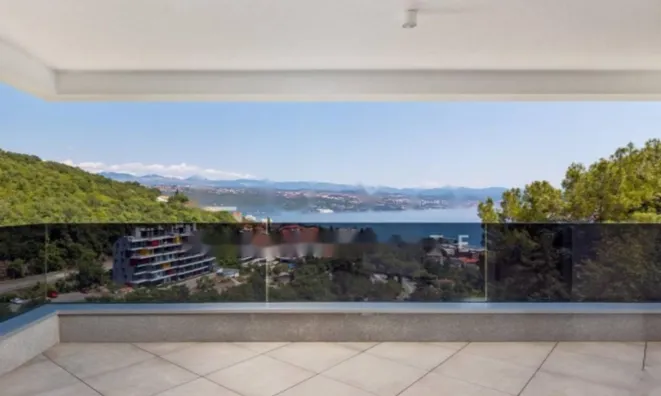 Недвижимость Четырехкомнатная квартира Центр Опатии: 1