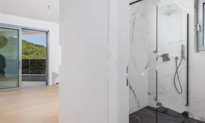 Недвижимость Четырехкомнатная квартира Центр Опатии: 13