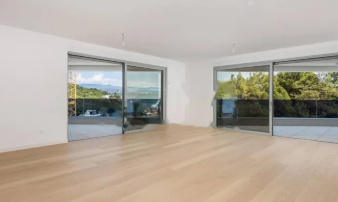 Недвижимость Четырехкомнатная квартира Центр Опатии: 25