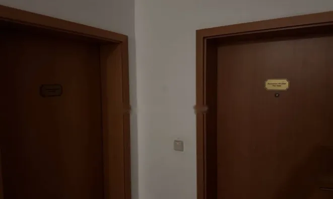 Недвижимость Трехкомнатная квартира, центр: 18