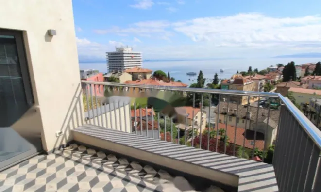 Недвижимость Четырехкомнатная квартира Центр: 2