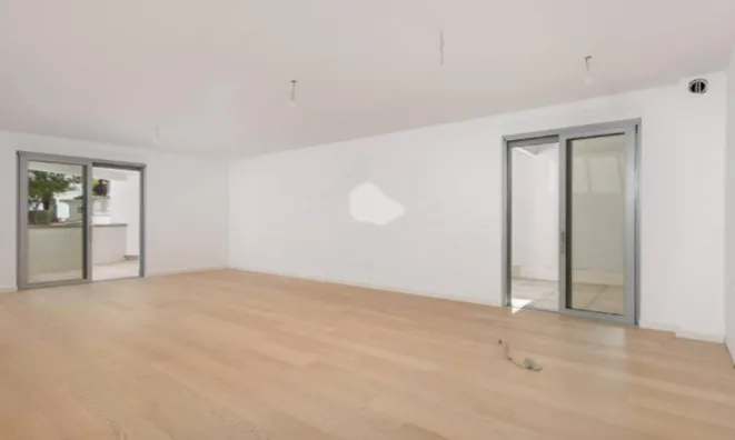 Недвижимость Трёхкомнатная квартира в Центре: 4