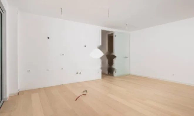 Недвижимость Трёхкомнатная квартира в Центре: 12