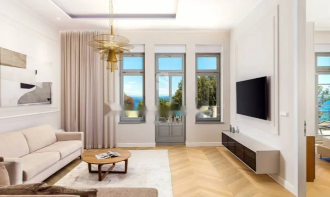 Недвижимость Двухкомнатная квартира в центре: 6