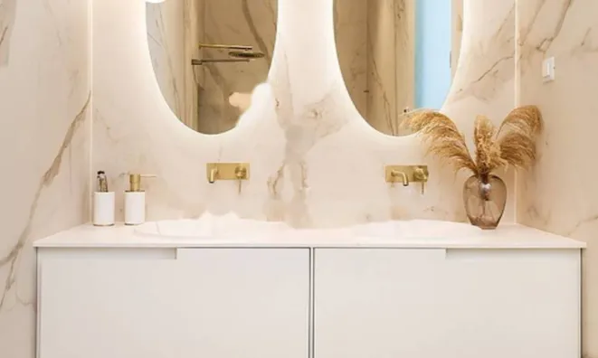 Недвижимость Двухкомнатная квартира в центре: 13