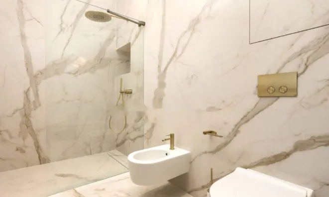 Недвижимость Двухкомнатная квартира в центре: 14