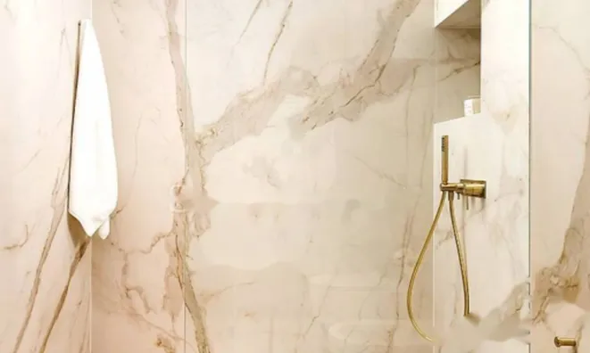 Недвижимость Двухкомнатная квартира в центре: 15