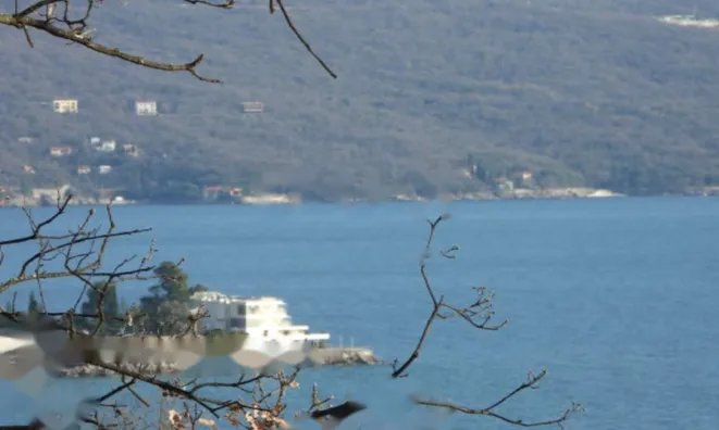 Недвижимость Четырехкомнатная квартира: 2