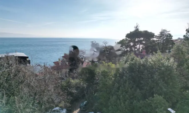 Недвижимость Четырехкомнатная квартира: 8