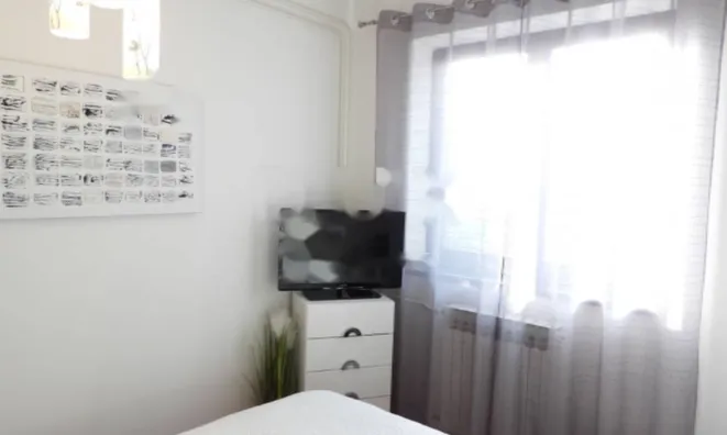 Недвижимость Четырехкомнатная квартира: 25