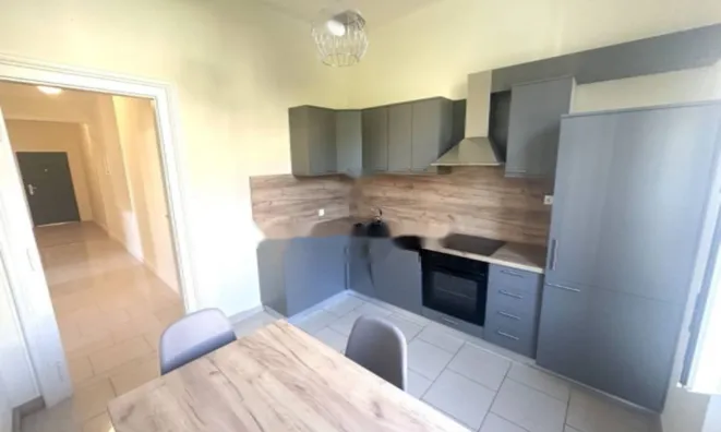 Недвижимость Двухкомнатная квартира, центр: 1