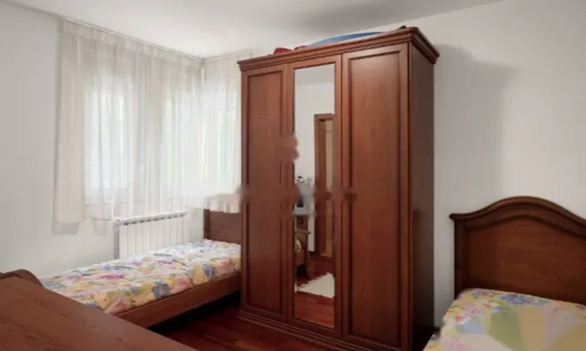 Недвижимость Трёхкомнатная квартира, Центр: 11