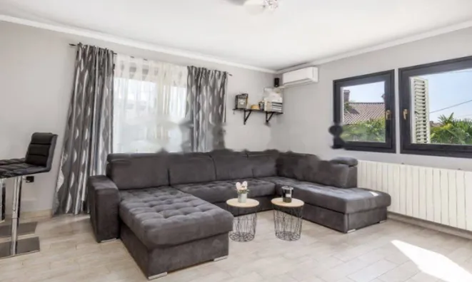 Недвижимость Семейный дом Побрии Воложац: 4