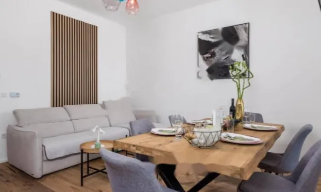 Недвижимость Трёхкомнатная квартира Центральная Опатия: 1