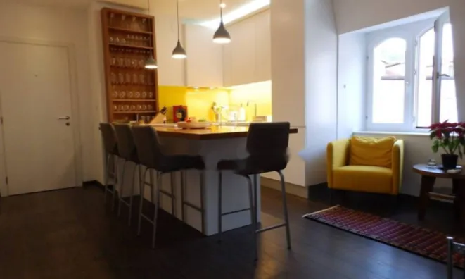 Недвижимость Четырёхкомнатная квартира в центре : 2