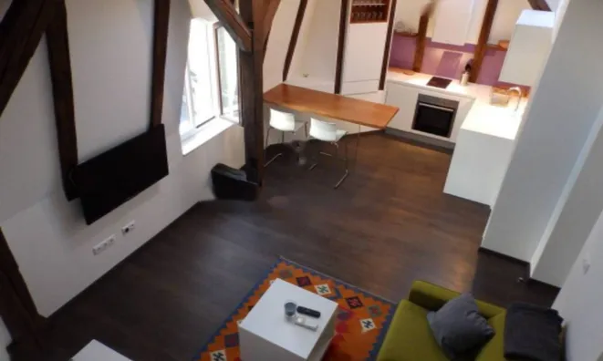 Недвижимость Четырёхкомнатная квартира в центре : 10