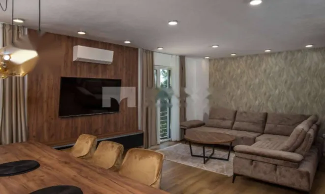 Недвижимость Семейный дом 225 м², Центр: 5