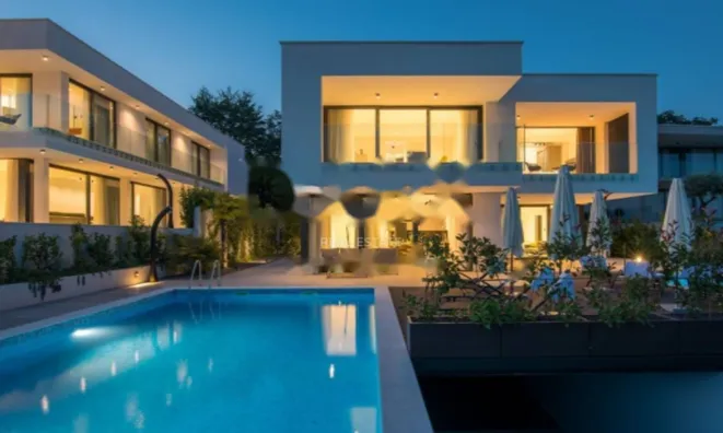 Недвижимость Семейный дом 516 м², Опатия: 3