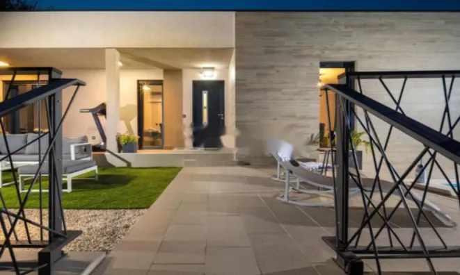 Недвижимость Семейный дом Ичичи Опатия: 2