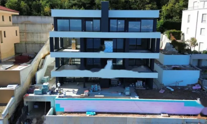 Недвижимость Трёхкомнатная квартира в центре: 16