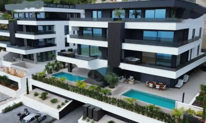 Недвижимость Четырехкомнатная квартира в центре Опатии: 13