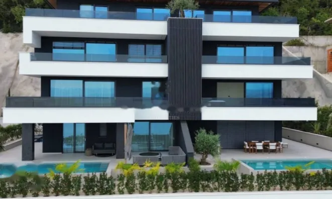 Недвижимость Четырехкомнатная квартира в центре Опатии: 14