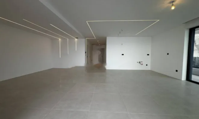 Недвижимость Четырехкомнатная квартира в центре Опатии: 18