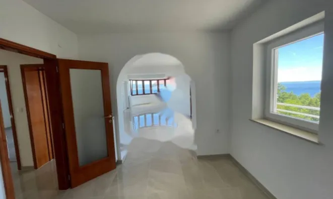 Недвижимость Трехкомнатная квартира Опатия: 8