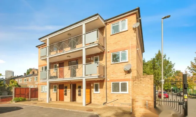 Недвижимость Batten Street: 9