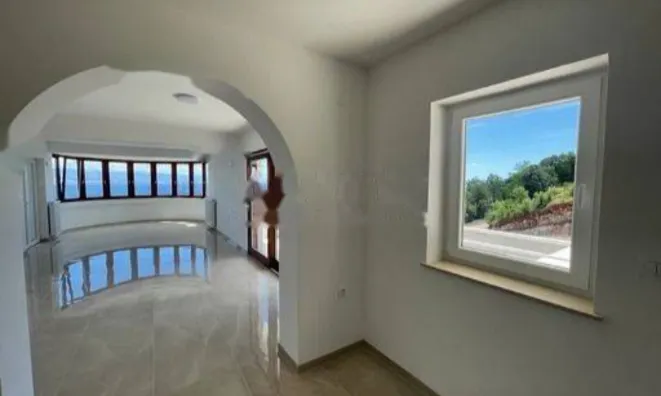 Недвижимость Четырехкомнатная квартира в центре Опатии: 11