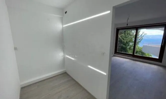 Недвижимость Четырехкомнатная квартира в центре Опатии: 15