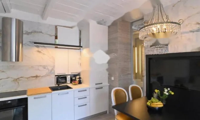 Недвижимость Четырёхкомнатная квартира в центре Опатии: 3