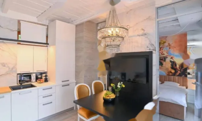 Недвижимость Четырёхкомнатная квартира в центре Опатии: 4