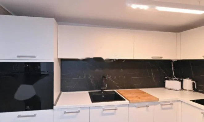 Недвижимость Четырёхкомнатная квартира в центре Опатии: 32