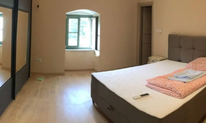 Недвижимость Четырехкомнатная квартира в Центре Опатии: 5