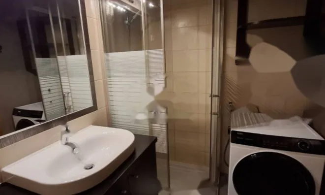 Недвижимость Трехкомнатная квартира Побрии: 15