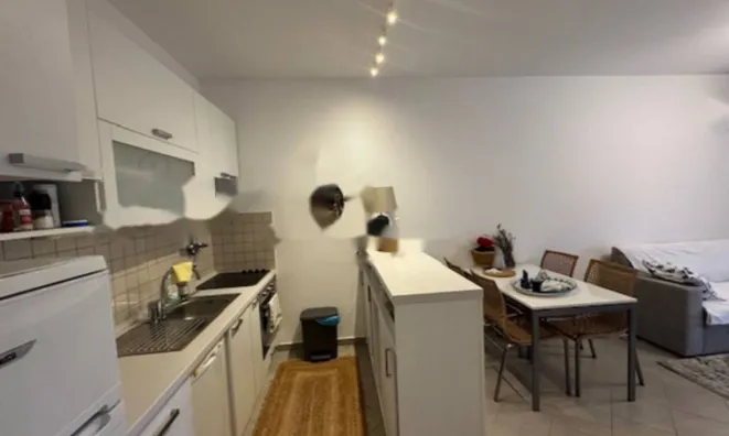 Недвижимость Двухкомнатная квартира в центре: 7