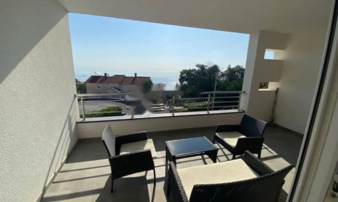 Недвижимость Трехкомнатная квартира в Центре: 3