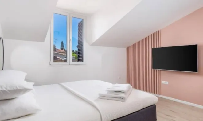 Недвижимость Трёхкомнатная квартира в Опатии: 13