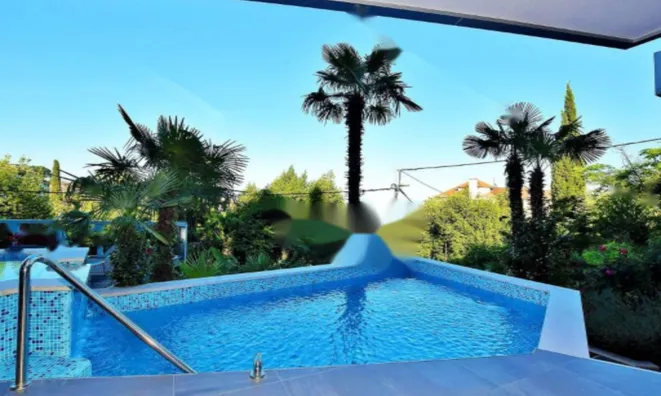 Недвижимость Семейный дом Опатия Центр: 4