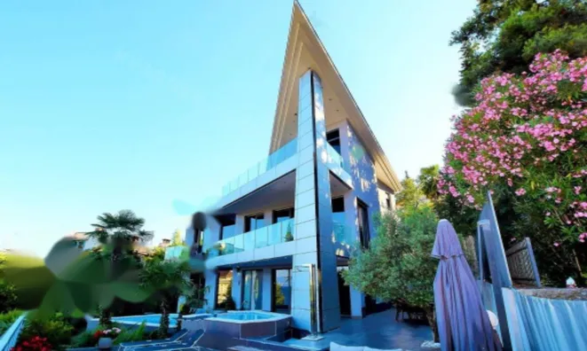 Недвижимость Семейный дом Опатия Центр: 9