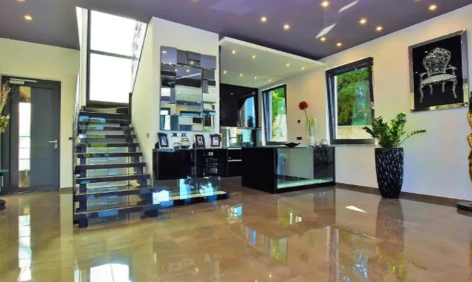 Недвижимость Семейный дом Опатия Центр: 11