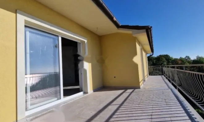 Недвижимость Дуплекс Побри, Опатия: 2