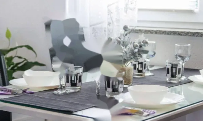 Недвижимость Четырехкомнатная квартира Ика: 4