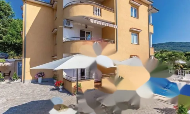 Недвижимость Четырехкомнатная квартира Ика: 5